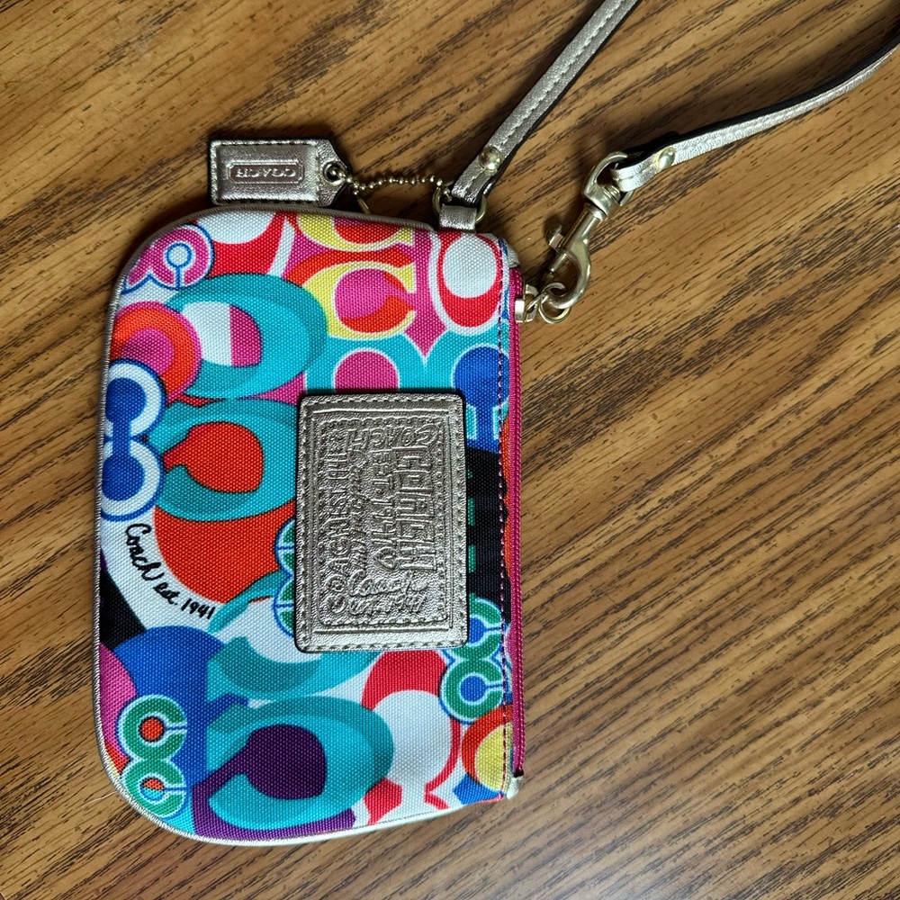 Coach Poppy Wristlet